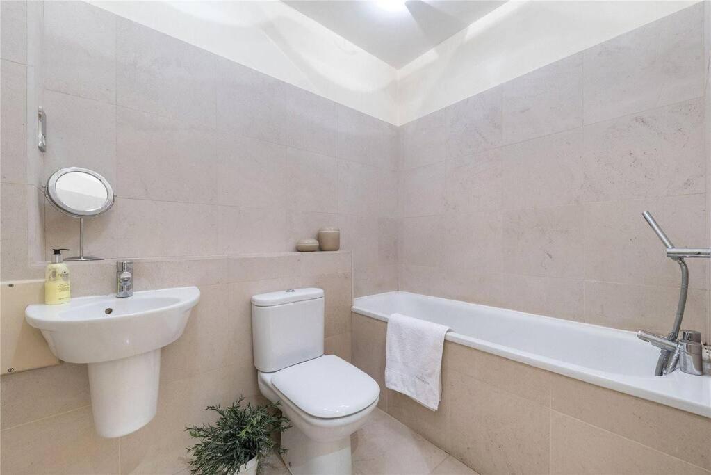 Luxurious Serviced Apt Next To The City Of London And Tower Bridge Apartment Ngoại thất bức ảnh
